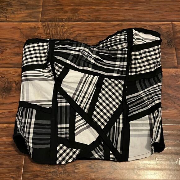 Y2K Bebe Black White Strapless Multi Print Top 2000’s Festival Concert Party - Picture 1 of 7